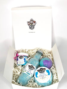 Tres Monkey's Goodie Box