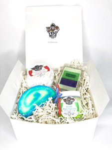 Tres Monkey's Goodie Box